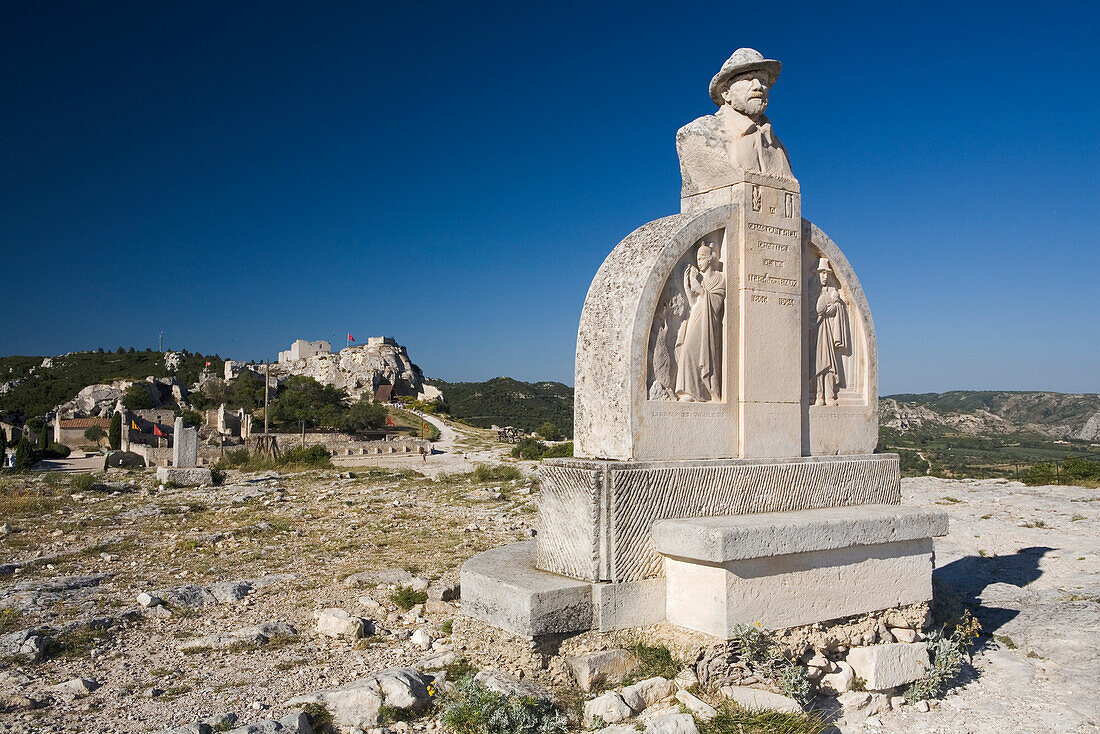 Tumbledown rock fortress, Les-Baux-de-Provence, Vaucluse, Provence, France