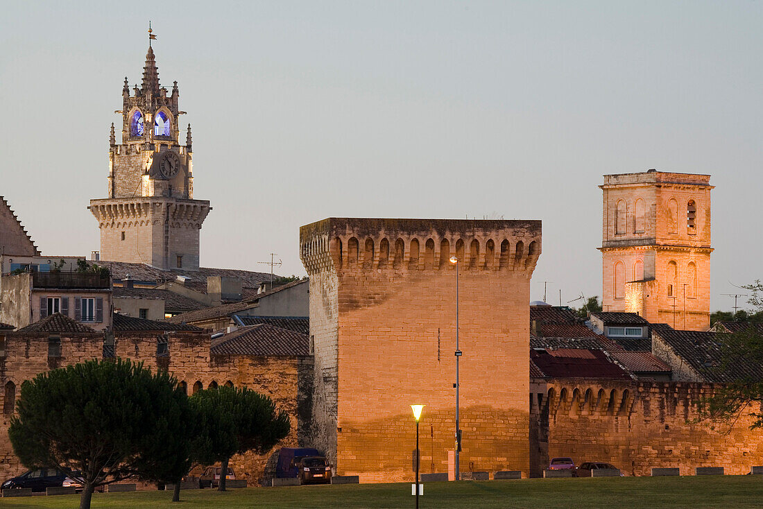 The old city wall of Avignon in the evening, Avignon, Vaucluse, Provence, France