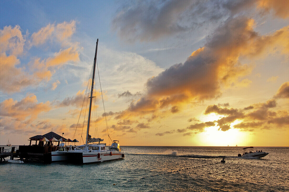 Aruba, Palm Beach, sunset, West Indies, Dutch Carribean, Central America