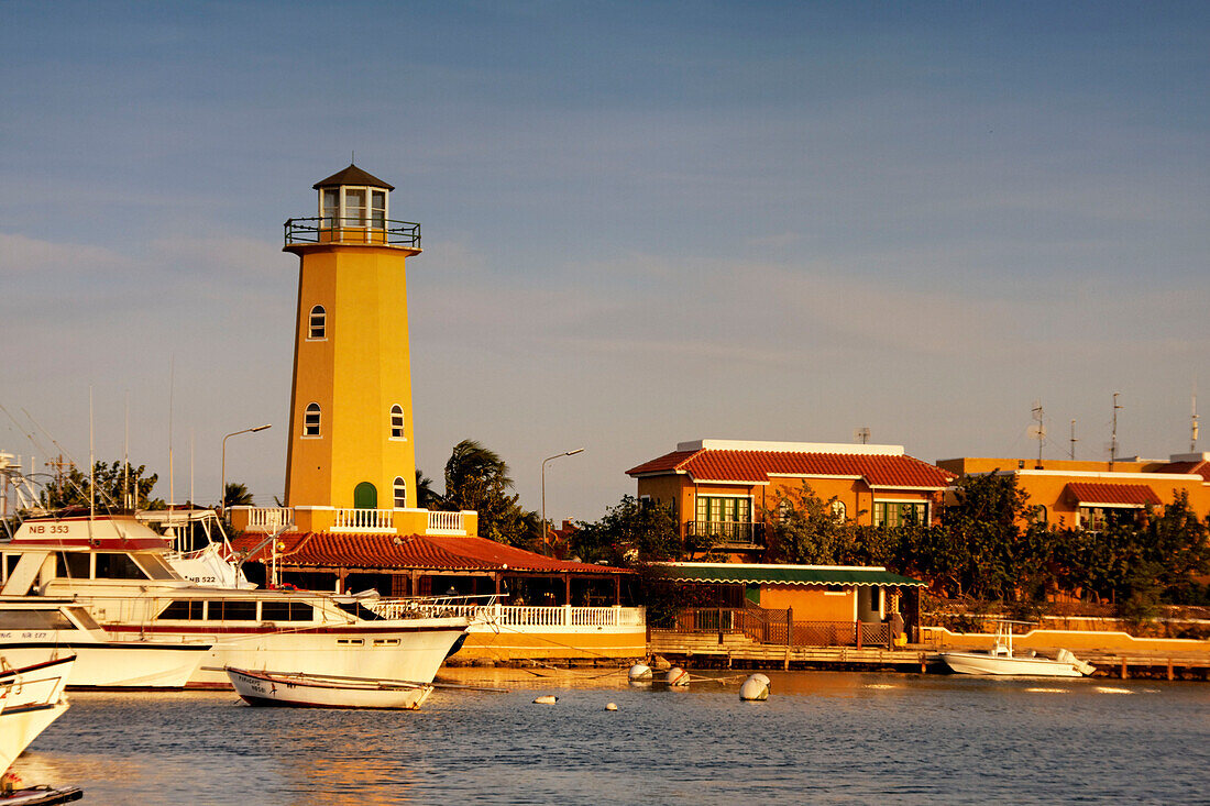 West Indies, Bonaire, Kralendijk, lighthouse at little yacht harbour