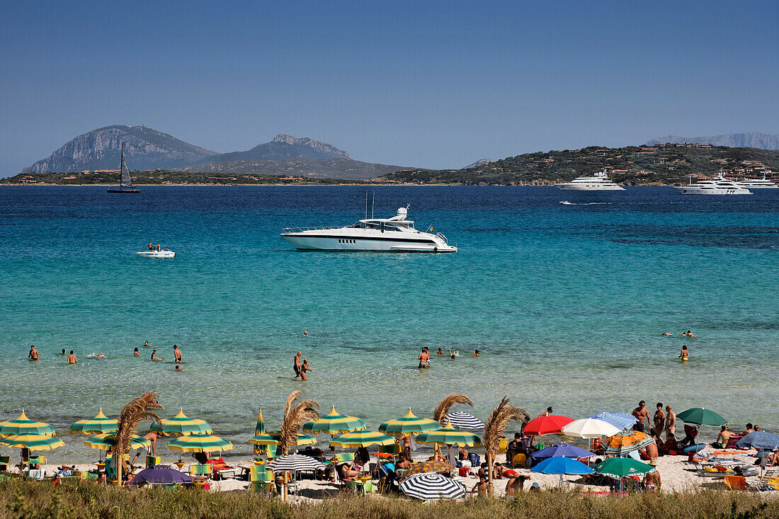 Sardinien Costa Smeralda Cala Liscia Ruia Strand Jachten