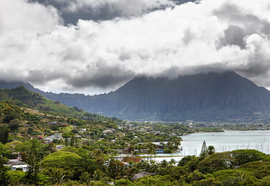 Blick auf Kaneohe, Oahu, Pazifik, Hawaii, USA