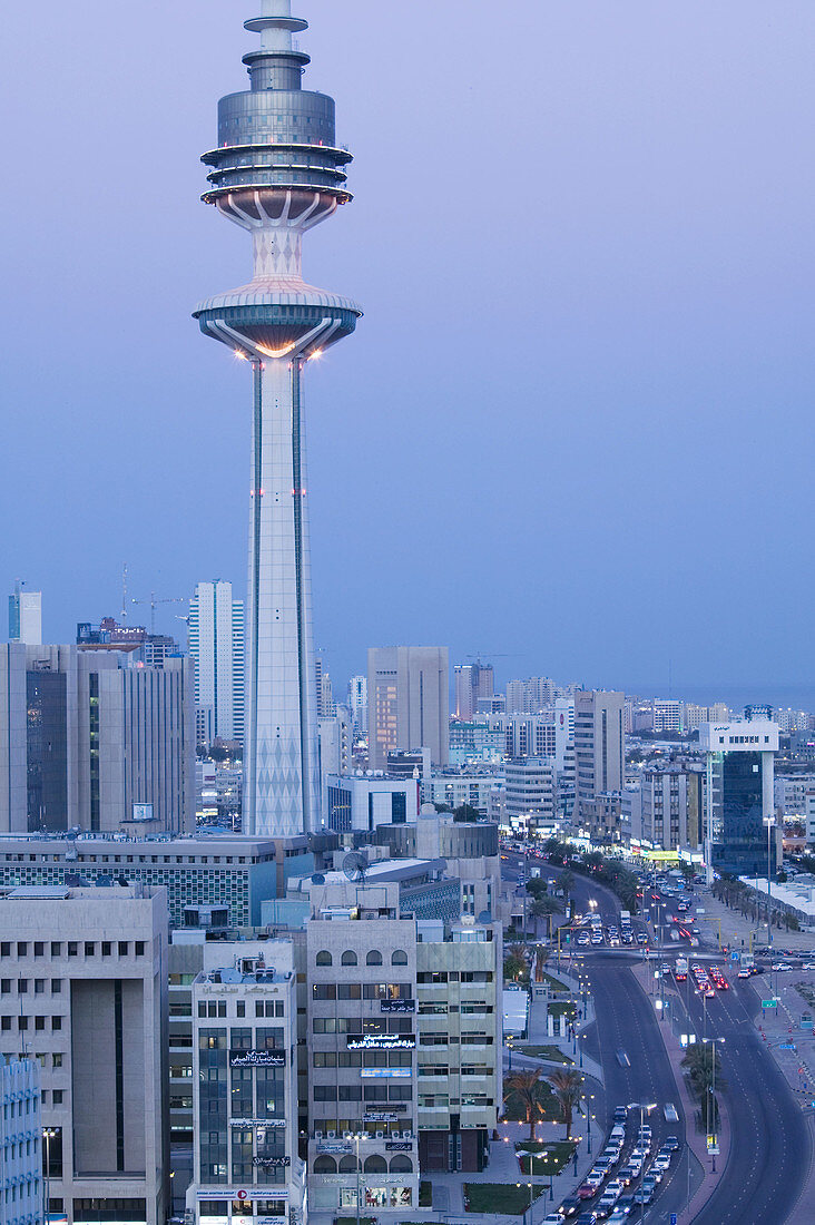 KUWAIT-Kuwait City: High Angle View of Liberation Tower and Hilalli Street / Evening
