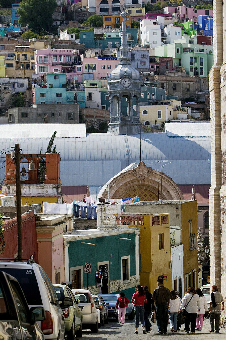 MEXICO-Guanajuato State-Guanajuato: Mercado Hidalgo Market (b.1910) seen from Mendizabal Street