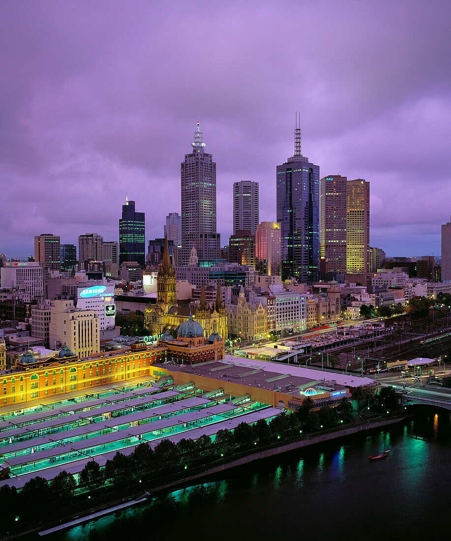 Melbourne view from top of Sheraton Southgate hotel. Victoria, Australia