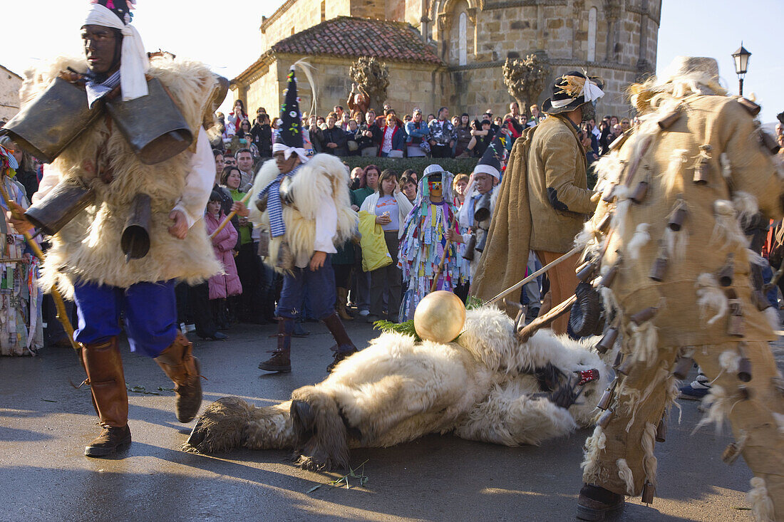 La Vijanera', carnival. Silió. Cantabria. Spain