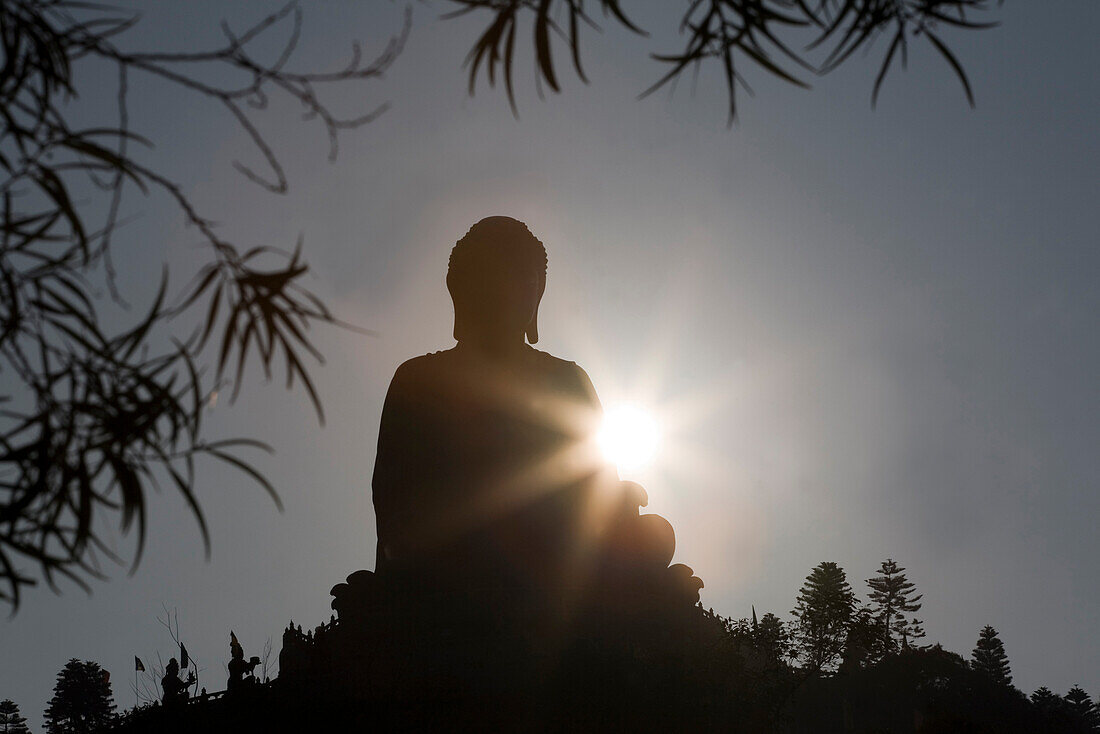 Tian Tan Buddha, grosse Statue auf der Insel Lantau, Hongkong, China, Asien