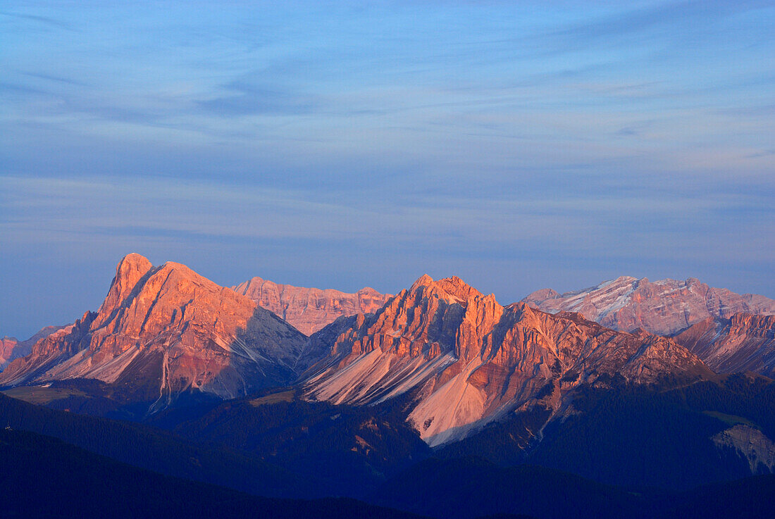 Alpenglühen am Peitlerkofel, Dolomiten, Südtirol, Italien