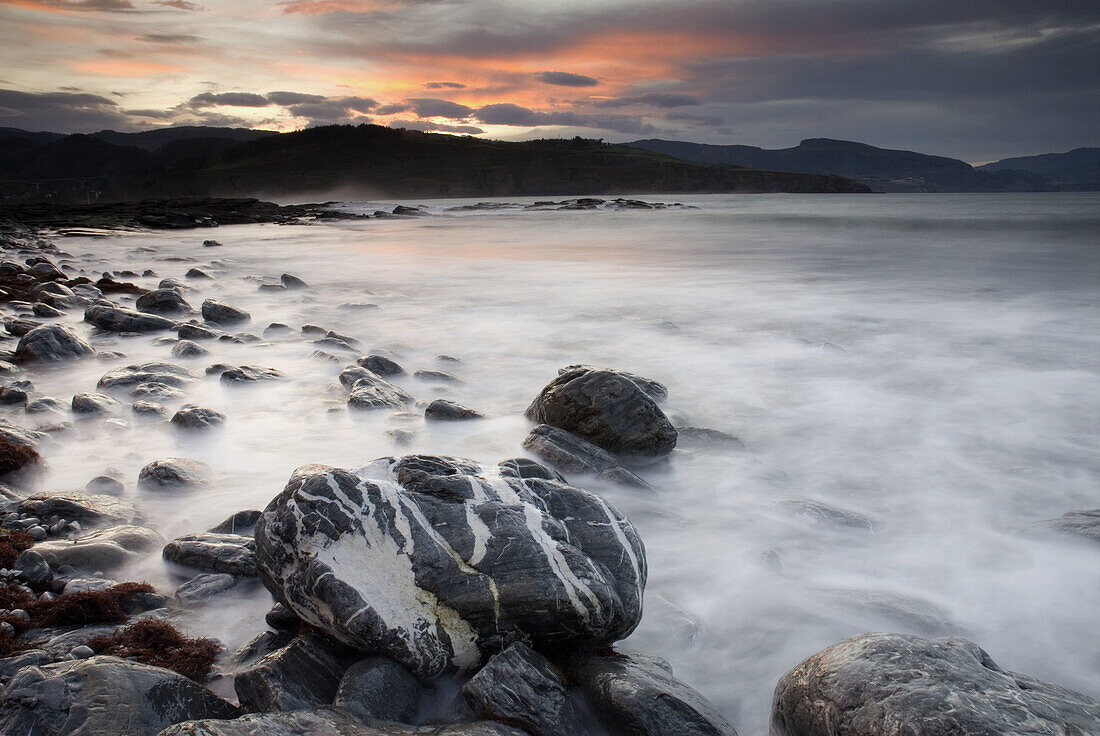 Cove at Punta Lucero by La Arena beach, Muskiz. Biscay, Euskadi, Spain