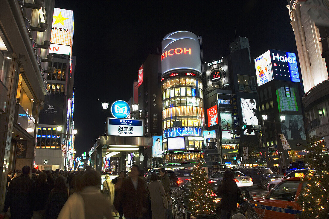 New Face of Ginza 4-Chome with the round San-ai Building on the Intersection, Tokyo. Japan