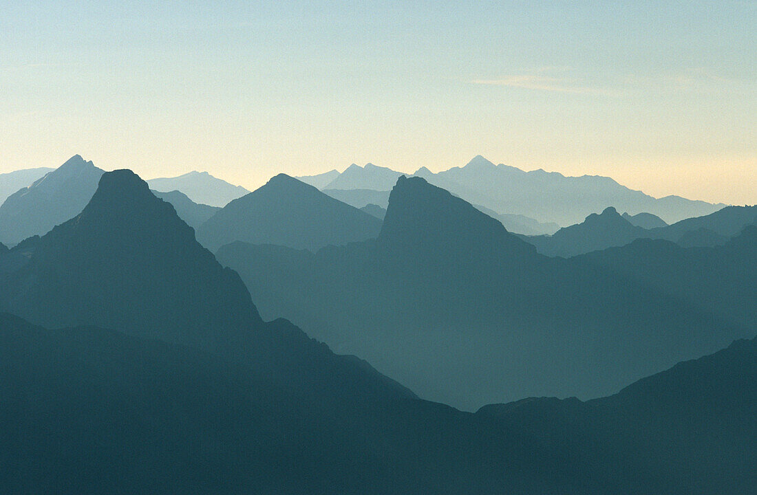 Piz Lagalb, Corn da Camp und Saoseogruppe, Blick vom Munt Pers, Berninagruppe, Bernina, Oberengadin, Engadin, Graubünden, Schweiz