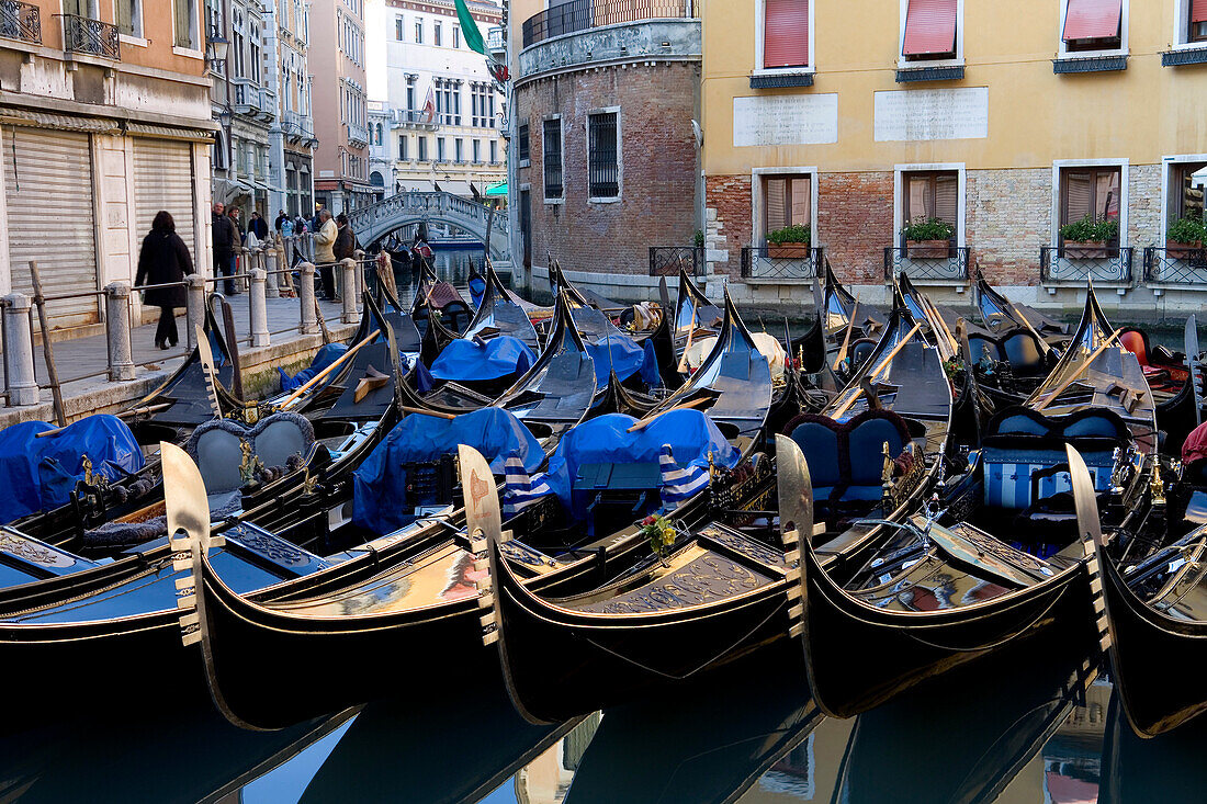 Gondolas at Bacino Orseolo (Servizio Gondole), Venice, Italy, Europe