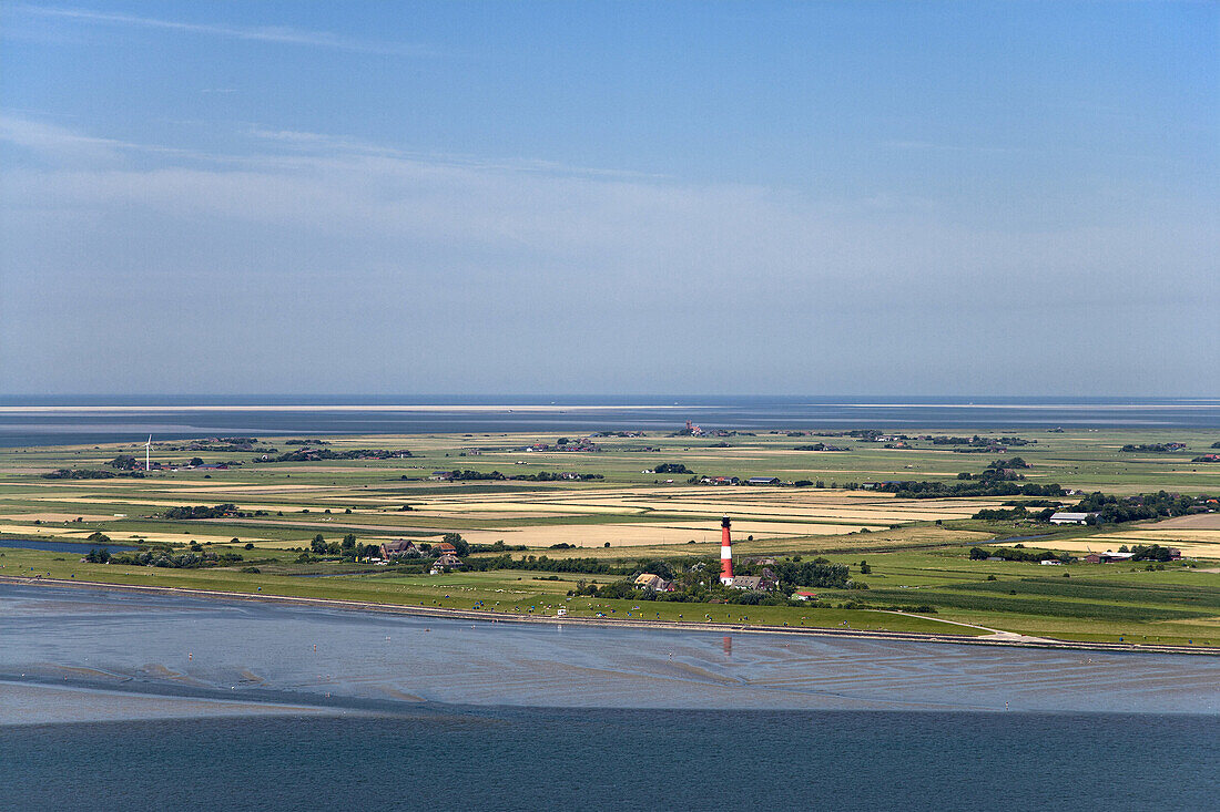Luftaufnahme von Pellworm mit Leuchtturm, Pellworm, Schleswig-Holstein, Deutschland