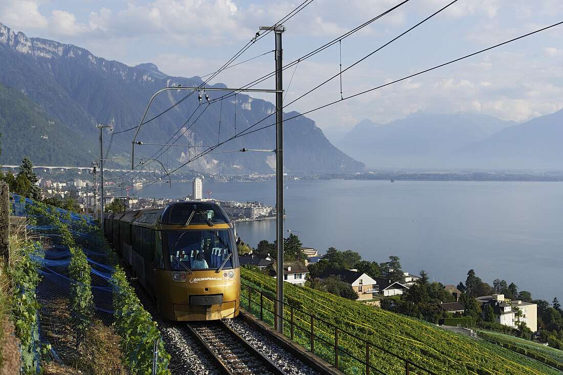 GoldenPass Panoramazug, Montreux, Kanton Waadt, Schweiz