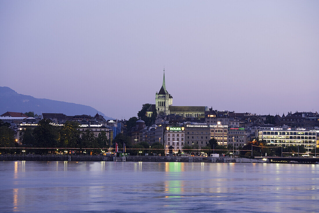 Kathedrale St. Peter am Abend, Genf, Kanton Genf, Schweiz