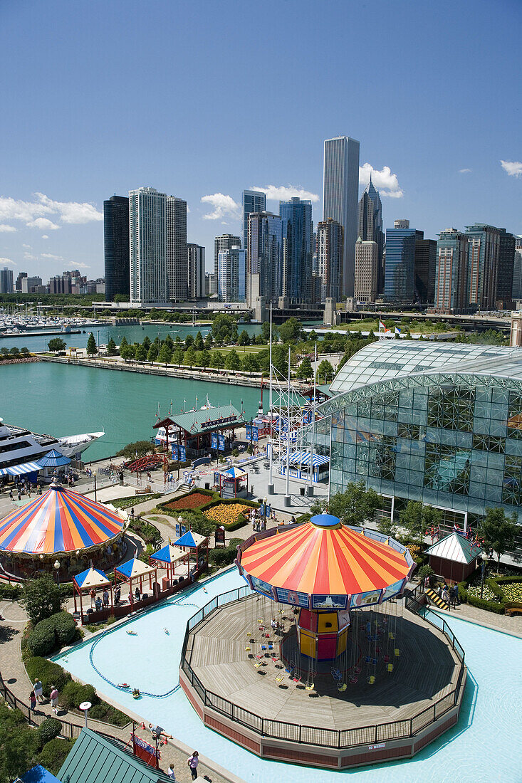 Navy Pier amusement park, Chicago, Illinois, USA