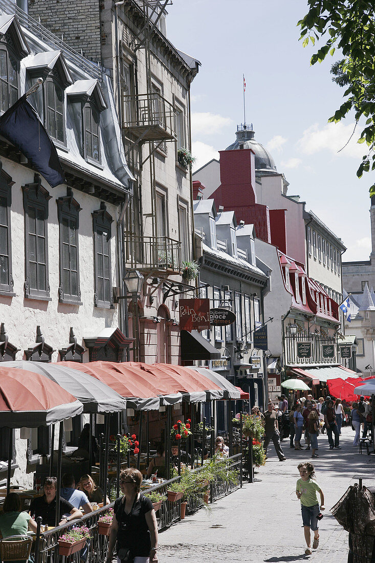 Canada, Quebec City, Upper Town, Rue Sainte Anne, restaurants, alfresco dining, umbrellas, historic buildings
