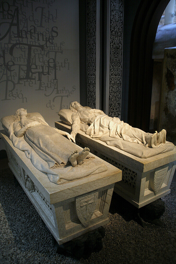 Alabaster tomb of the Lovers of Teruel Isabel Segura and Diego Marcilla. Teruel, Aragon, Spain.