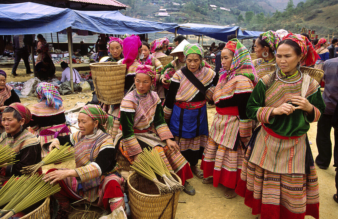 Flower Hmong minority women at Can Cau Market, Lao Cai Province, Vietnam