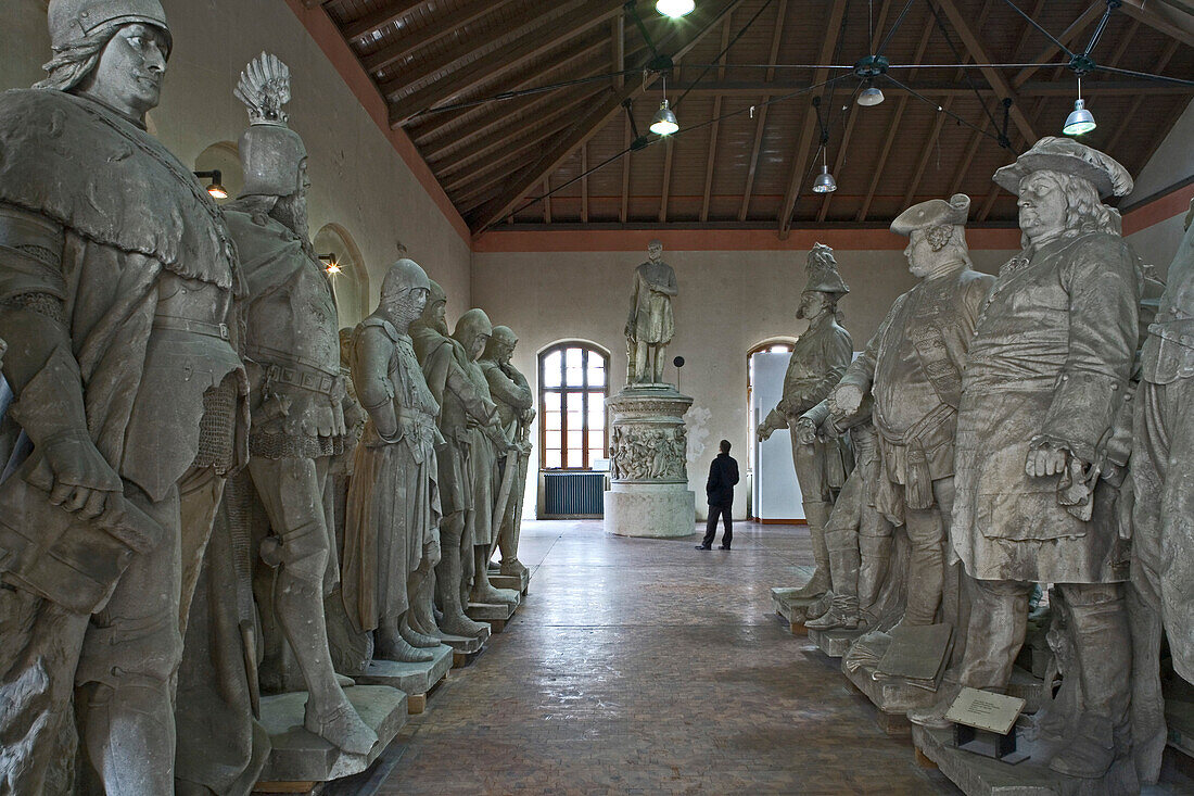 Lapidarium, in former pump house, knights, angels, kings, Berlin