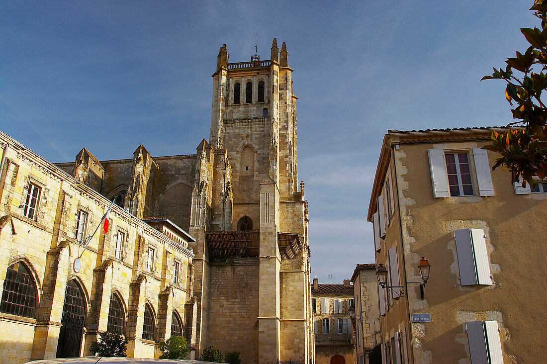 St. Pierre Cathedral, The Way of St. James, Road to Santiago, Chemins de St. Jacques, Via Podiensis, Baise, Condom, Dept. Gers, France, Europe