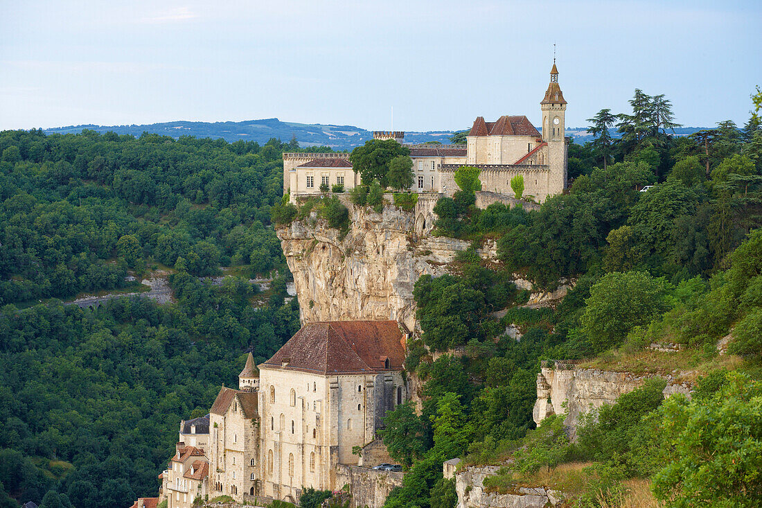 Blick auf Rocamadour, Jakobsweg, Chemins de Saint-Jacques, Via Podiensis, Dept. Lot, Région Midi-Pyrénées, Frankreich, Europa