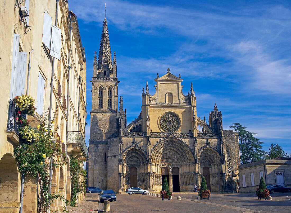 Cathédrale Saint Jean Baptiste, Jakobsweg, Chemins de Saint Jacques, Via Lemovicensis, Dept. Gironde, Région Aquitaine, Frankreich, Europa
