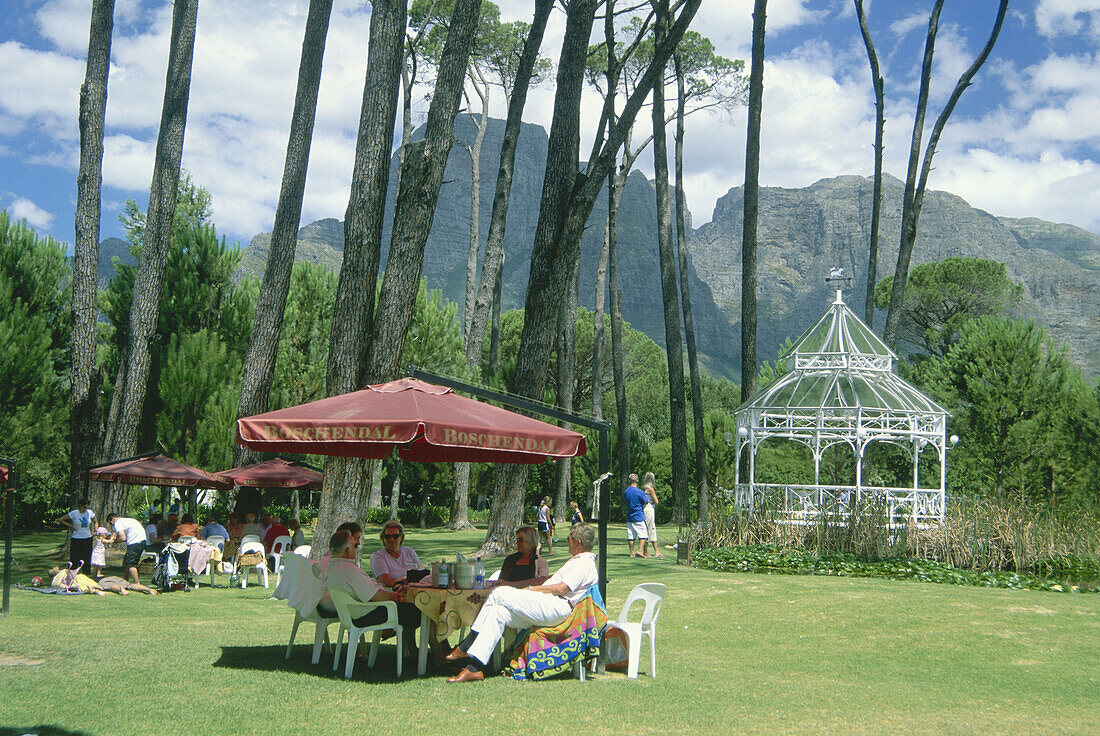 Picknickplatz bei Weingut Boschendal, Stellenbosch, Westkap, Südafrika, Afrika