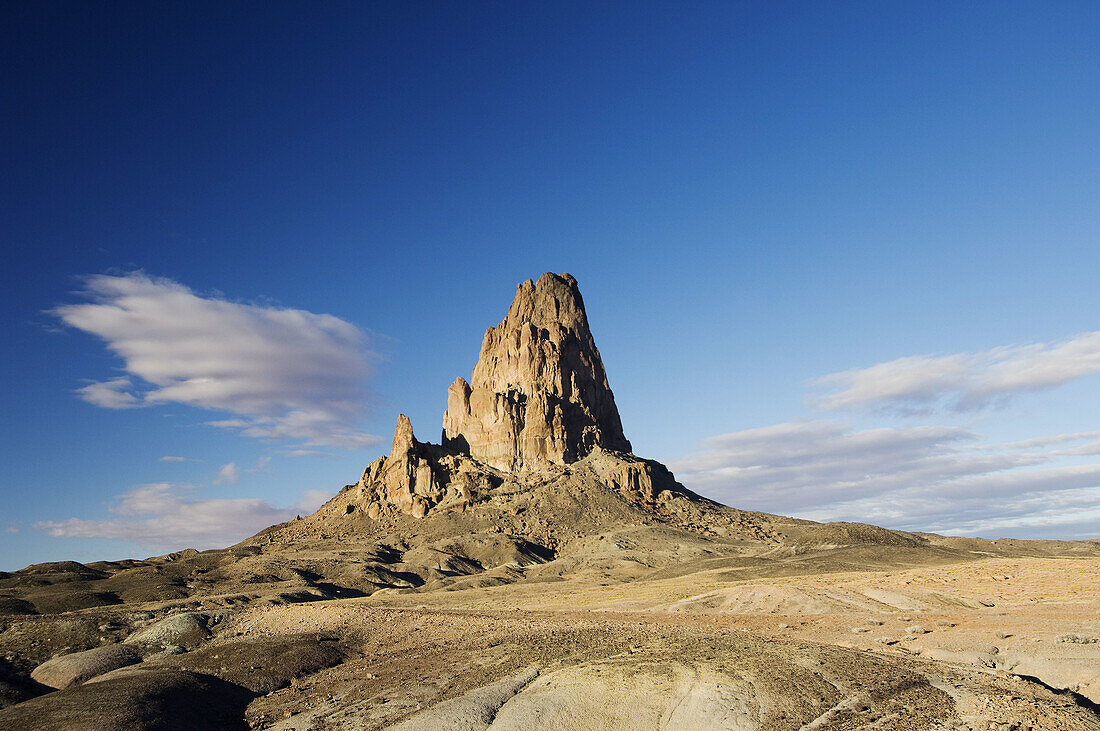 Agathla Peak, entrance of Monument Valley, USA