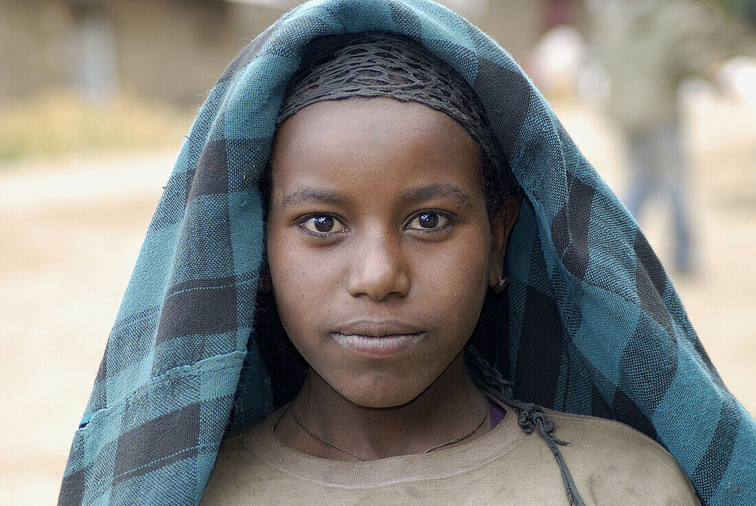 Africa, African, Africans, Black child, Black children, Child, Childhood, Children, Color, Colour, Contemporary, Country, Countryside, Daytime, Ethiopia, Ethnic, Ethnicity, Exterior, Face, Faces, Facial expression, Facial expressions, Facing camera, Girl,