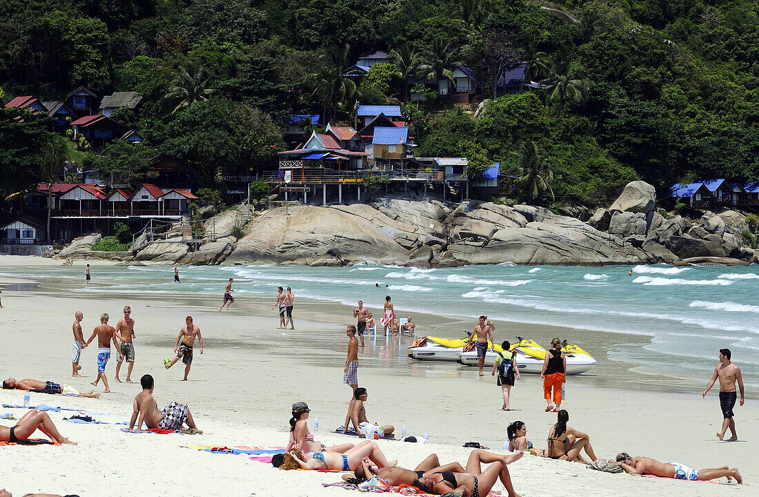 People at Ao Hat Rin Beach, Ko Phangan, Thailand