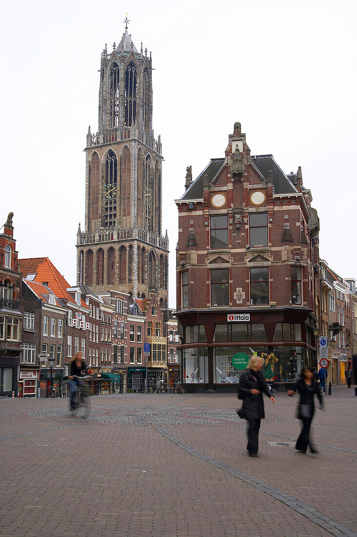 People in front of the Domtoren at the Old Town, Utrecht, Netherlands, Europe