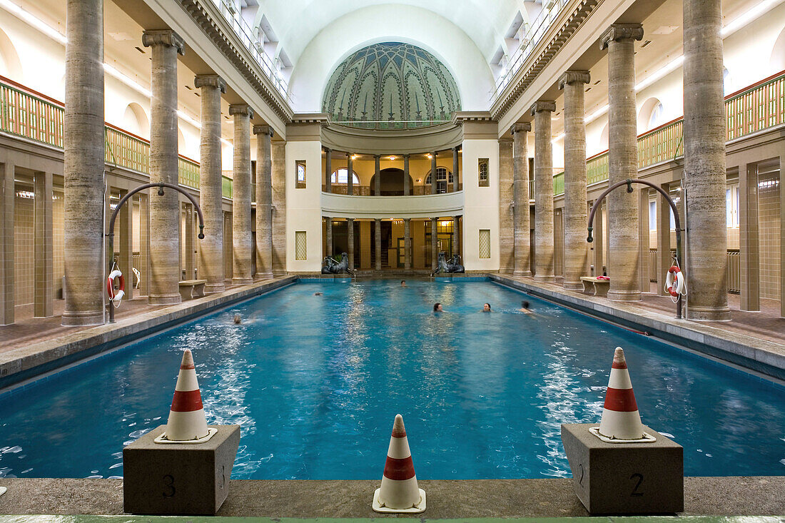 Stadtbad Neukölln, Badetempel, Berliner Bäder Betriebe BBB