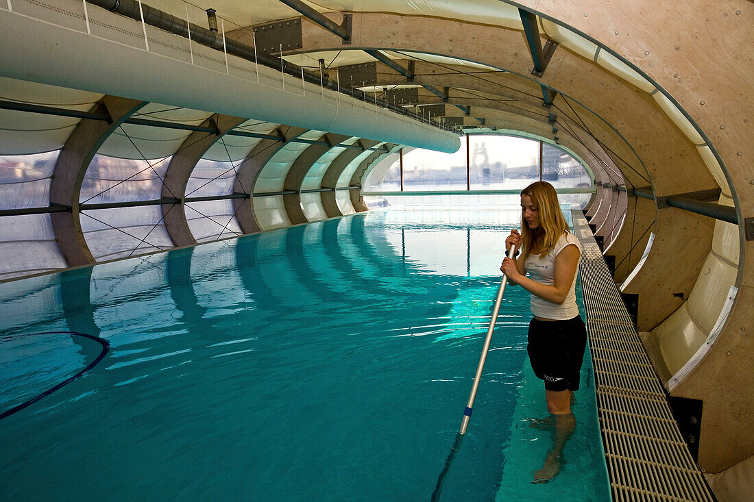 Badeschiff, cleaning the floating swimming pool, Berlin