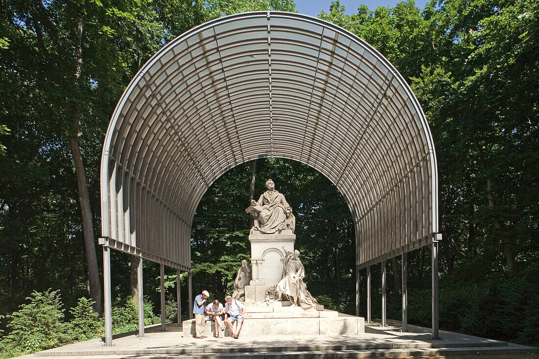 The Richard-Wagner-Denkmal, Großer Tiergarten in Berlin, sculpted by Gustav Eberlein Berlin, Germany