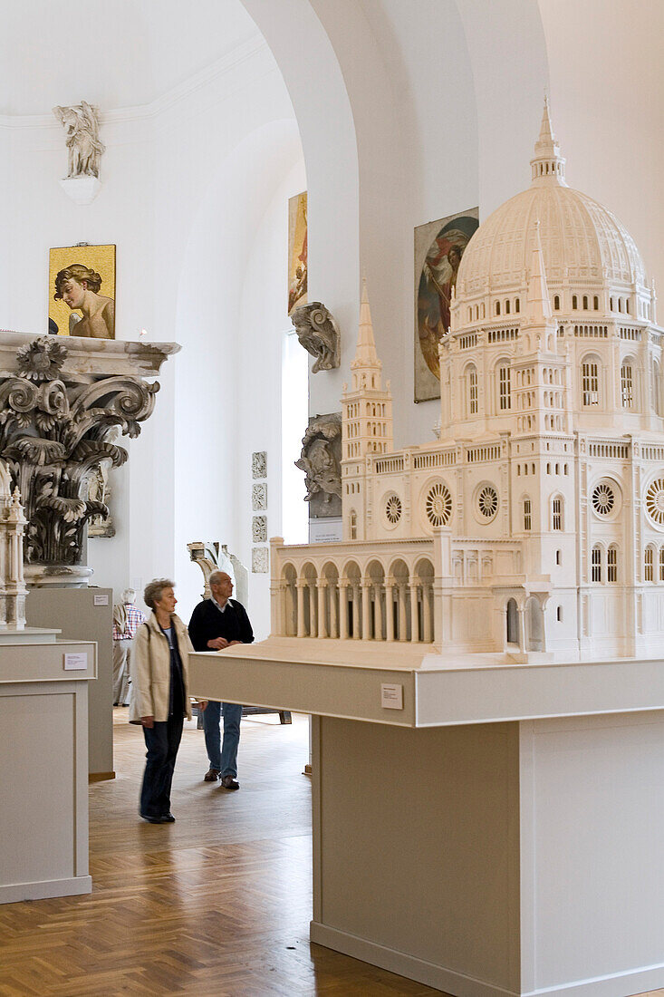 models, Cathedral Museum, Berliner Dom, Berlin Germany