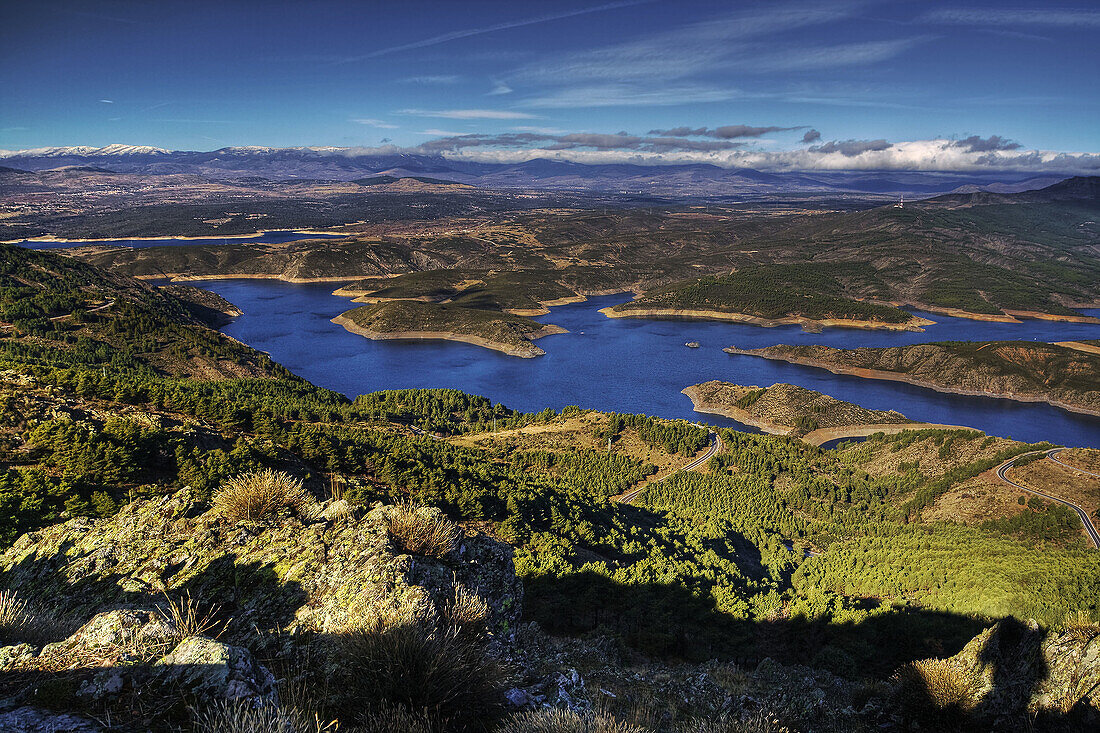 El Atazar dam from Cancho de la Cabeza. Madrid province, Spain