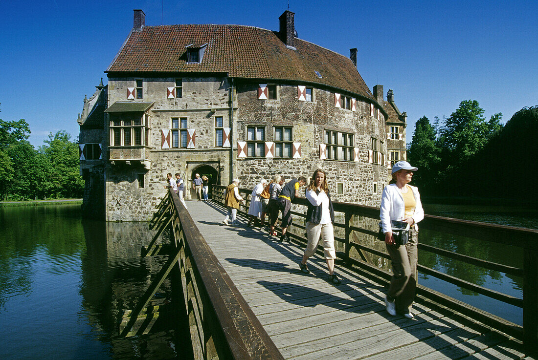 Vischering castle, Luedighausen, Muensterland, North Rhine-Westphalia, Germany