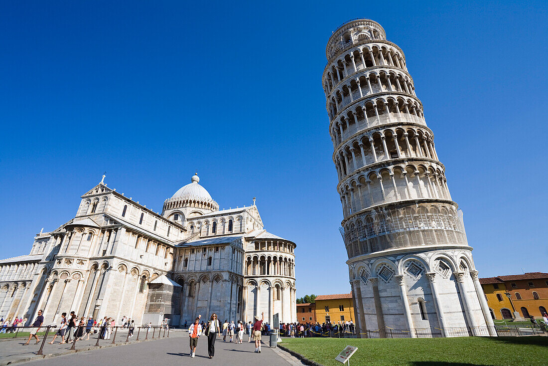 The Leaning Tower at Pisa, Tuskany, Italy