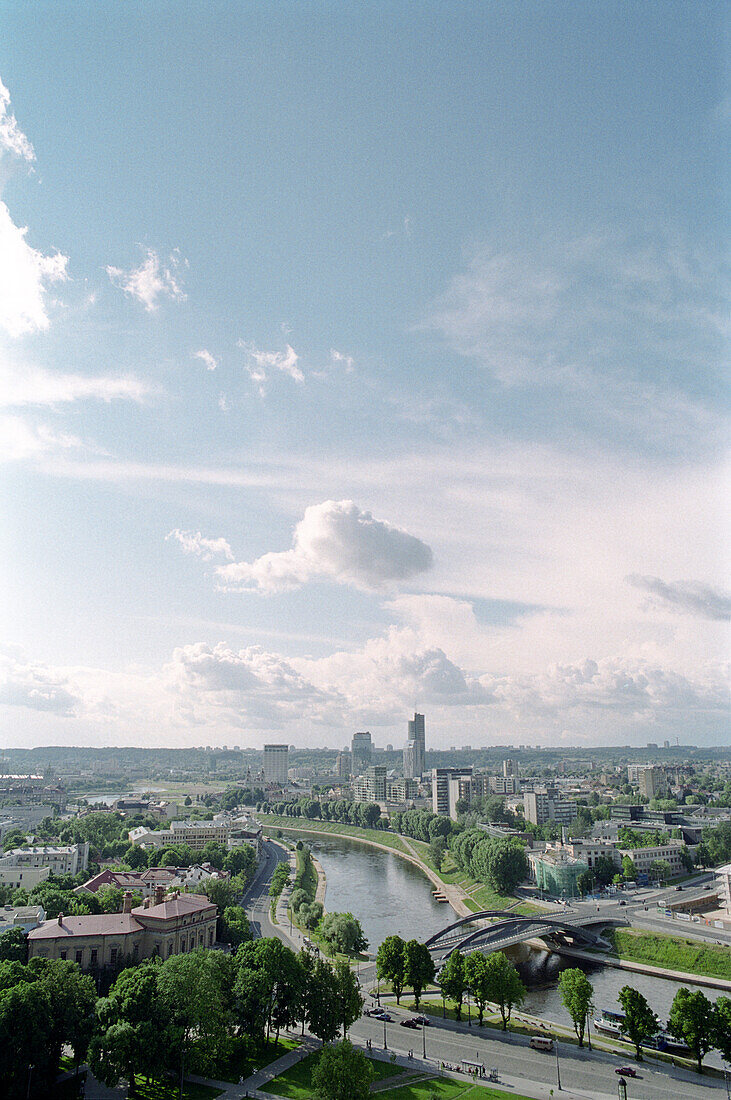 Blick über Vilnius mit Neris, Vilnius, Litauen