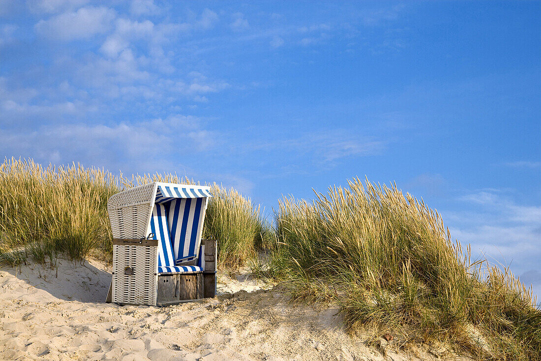 Beach chair in the dunes, Kampen, Sylt Island, Schleswig-Holstein, Germany