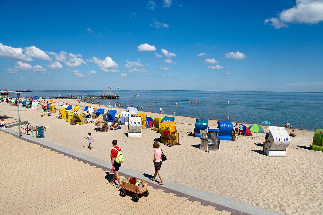 Strandwall-Promenade, Wyk, Föhr, Nordfriesland, Schleswig-Holstein, Deutschland