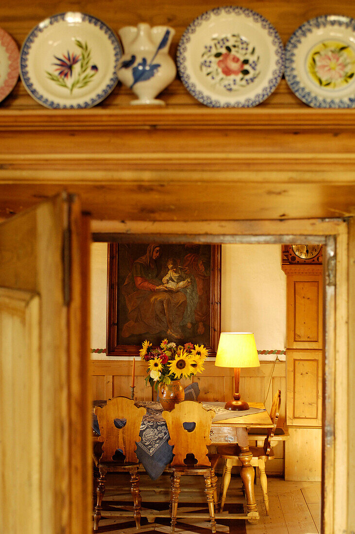 Blick in eine Bauernstube im Hotel Zirmerhof, Radein, Südtirol, Italien, Europa