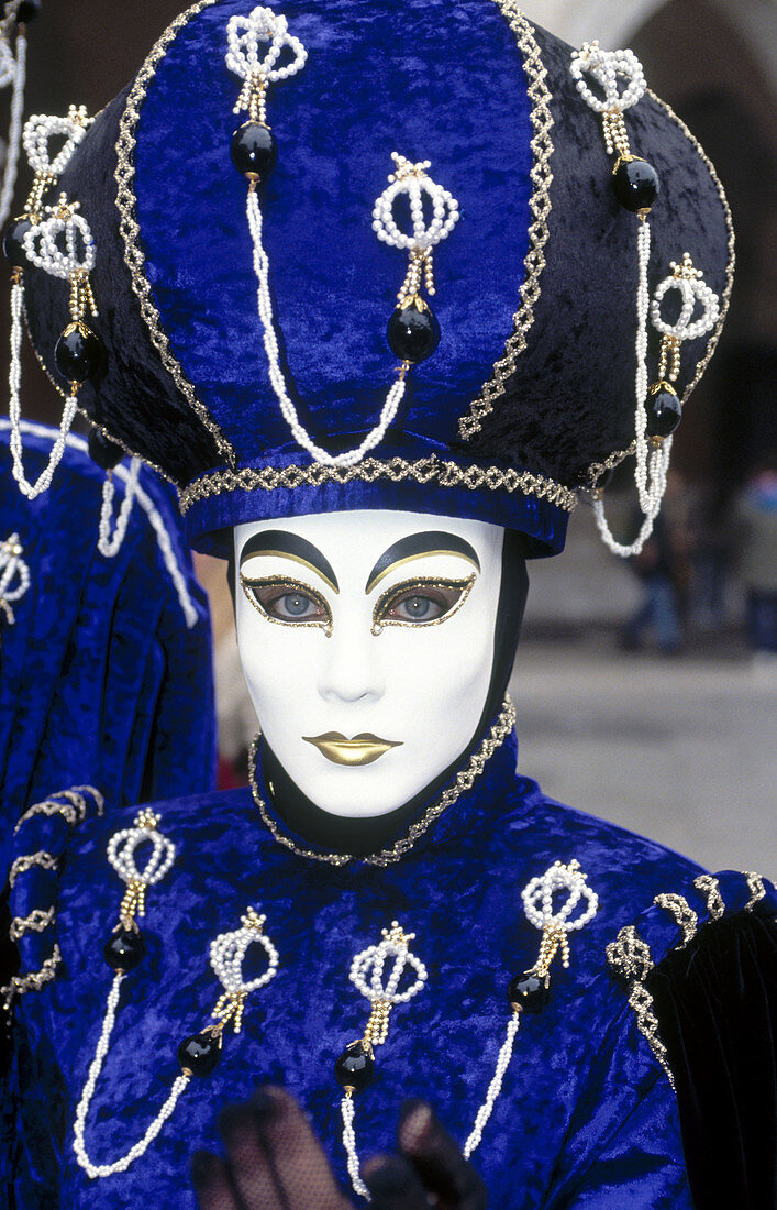 Carnival. Venice. Italy (1992)