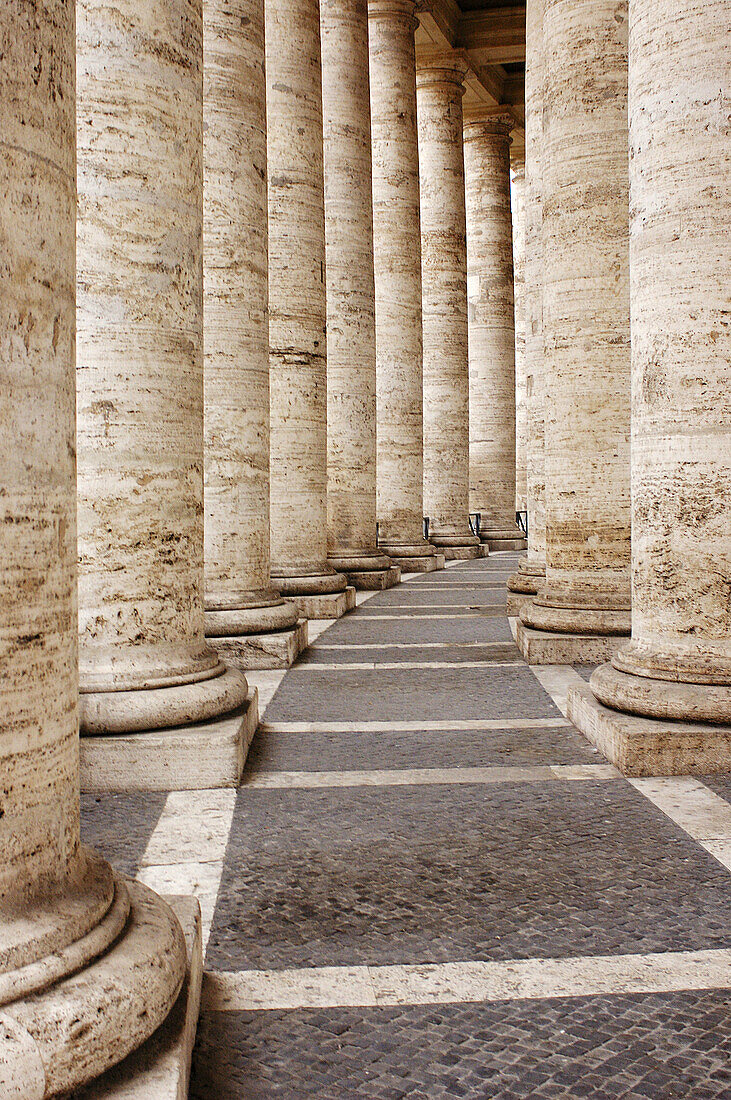 Vatican City, Colonnade, Piazza San Pietro