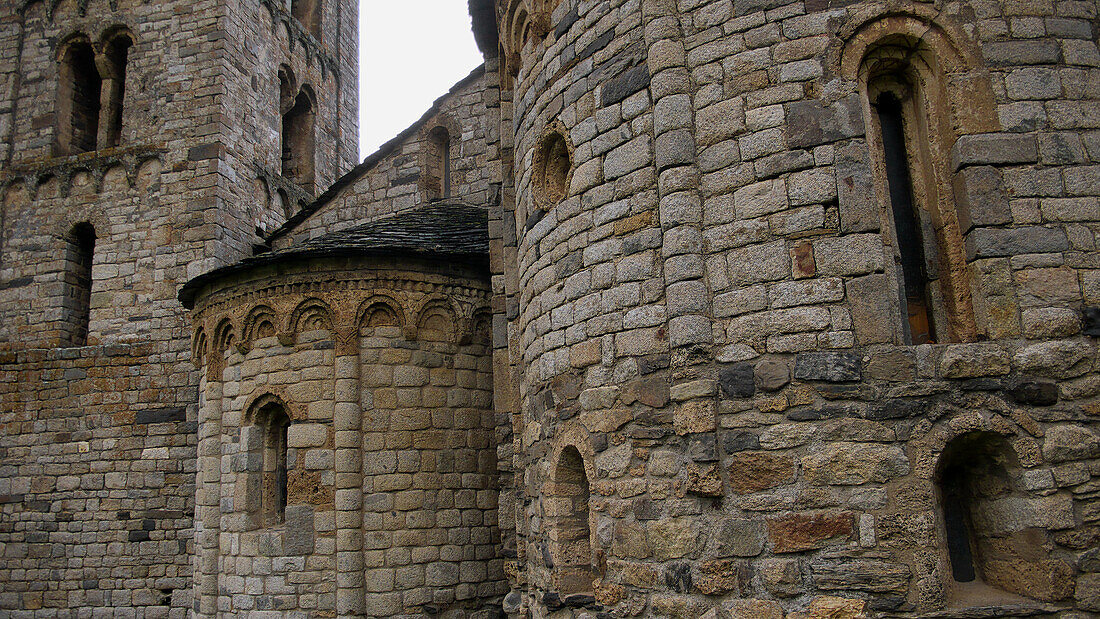 Sant Climent de Taüll. Romanesque church (s. XII), World heritage site. Taüll. Vall de Boí. Pyrenees. Alta Ribagorça. Lleida. Catalonia. Spain