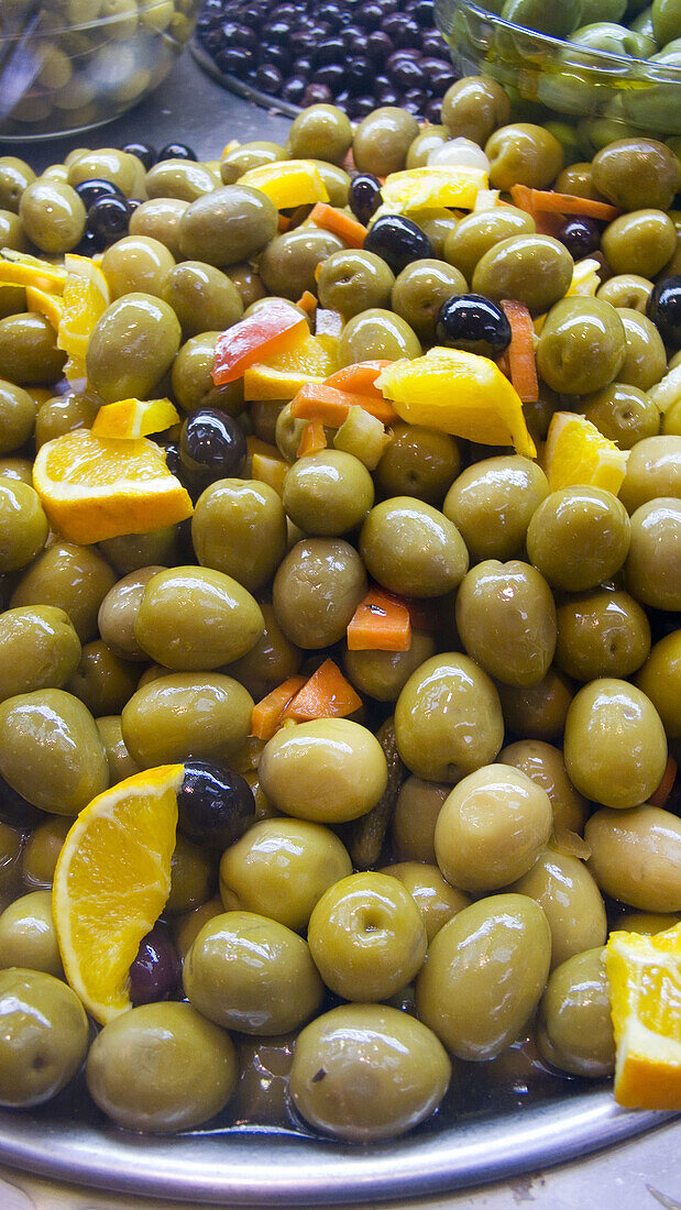 Olives flavored with orange, lemon and carrot