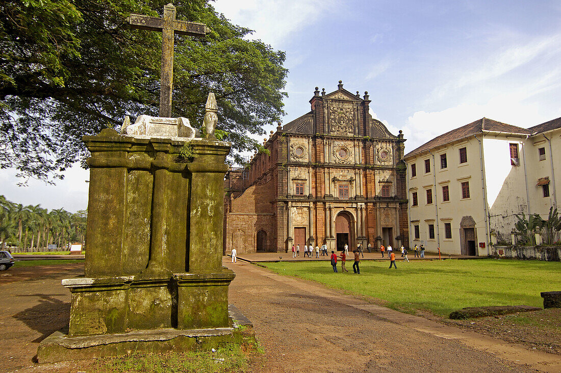 Basilica De Bom Jesus, church at old Goa. Italian style architecture, Renaissance with Baroque, built in 1594. India.