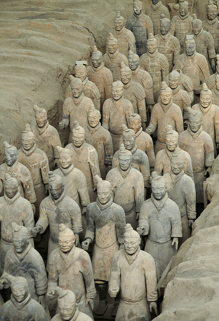 Tomb of First Emperor Qinshihuang's Terracotta warriors, Xi'an. Shaanxi, China