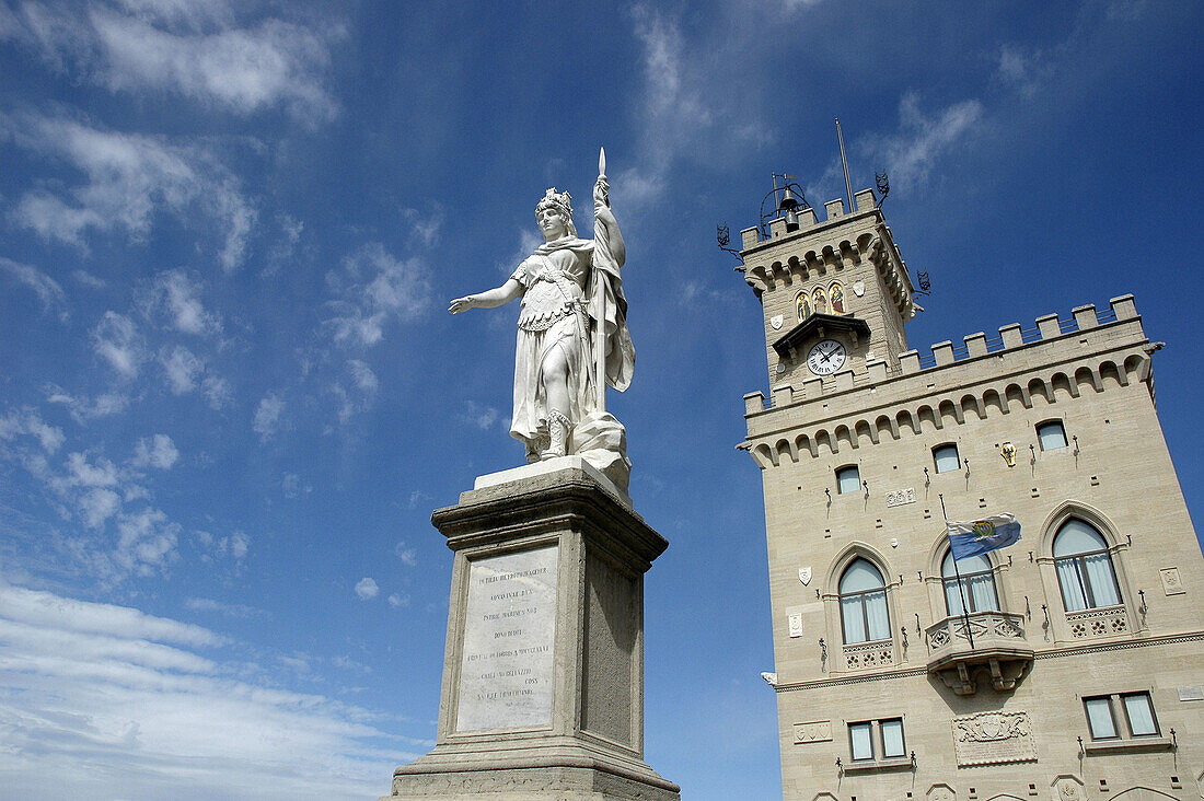 San Marino, Piazza della Libertà, with the Palazzo Pubblico (Governament) and the Liberty Statue